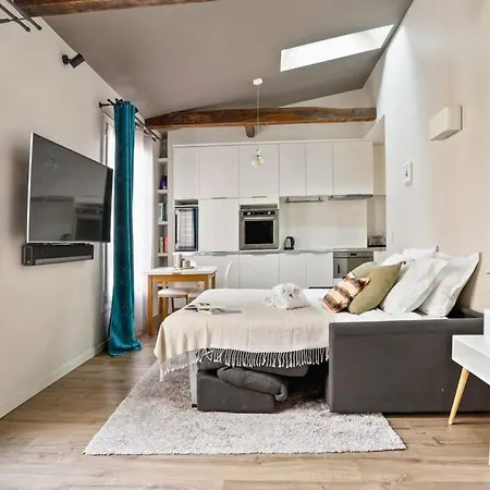 Apartman Eiffel Tower - Cityapartmentstay *